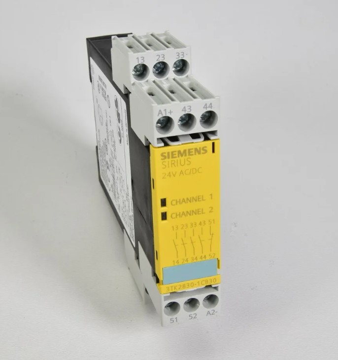 3TK2830-2CB30 Реле безопасности Siemens 