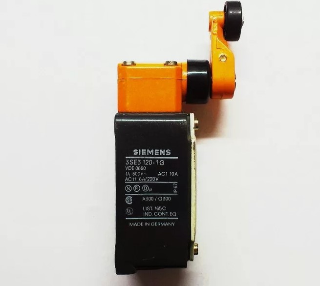 3SE3120-1D Концевой выключатель Siemens