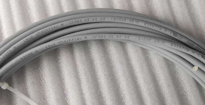 CF883.02.02 Кабель IGUS