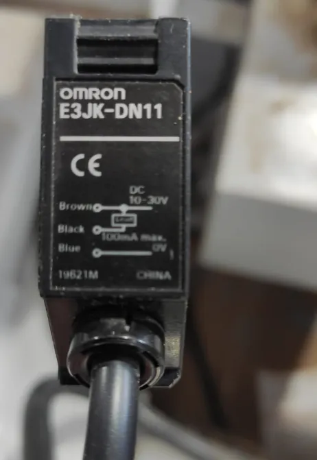 E3JK-DN11 2M Оптический датчик Omron