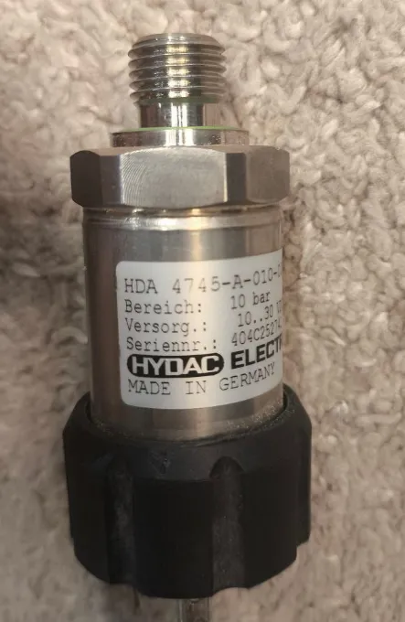 HDA 4745-A-010-000 Клапан HYDAC
